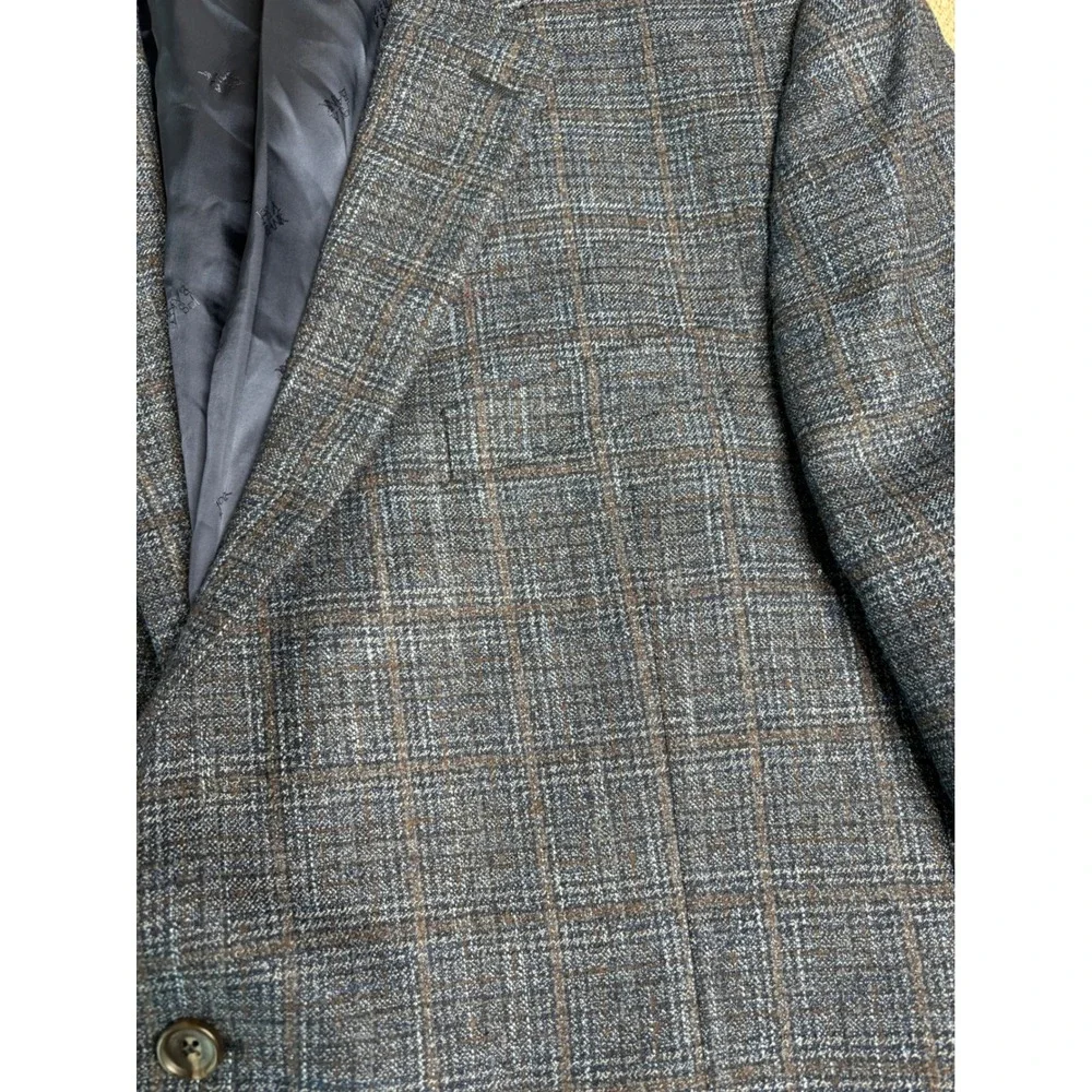 Jos A Bank Reserve Blazer 48L Blue Brown Plaid Wool Made in USA Italian Fabric - Picture 3 of 14